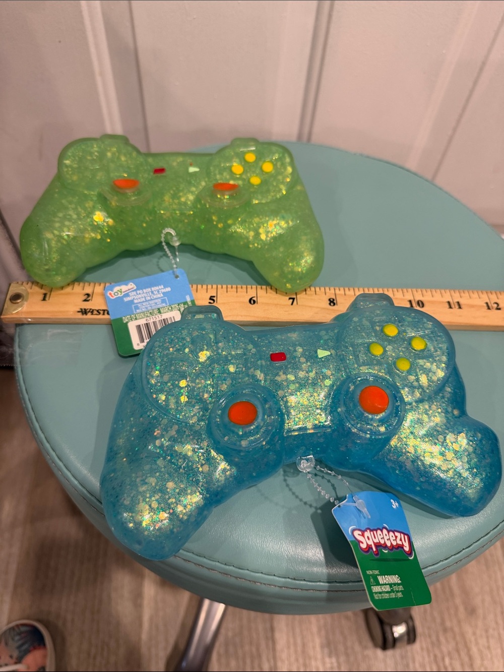Glitter Game Controller Stress Toy NWT - Blue or green Choose 1